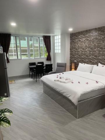 My Home Patong Exterior photo